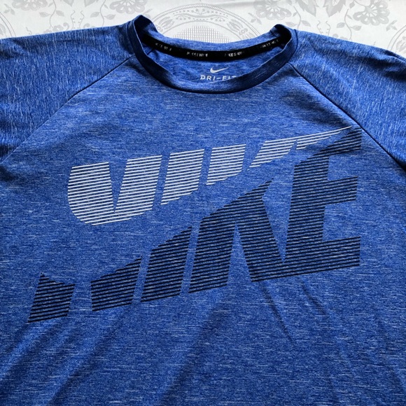 Nike Blue Dri-Fit Shirt Men’s Size XL Front Logo Short Sleeves Activewear Top - Picture 11 of 14